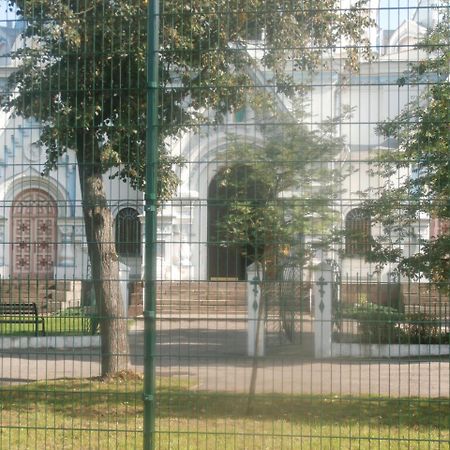 Apartments At The Church Alley Даугавпилс Екстериор снимка